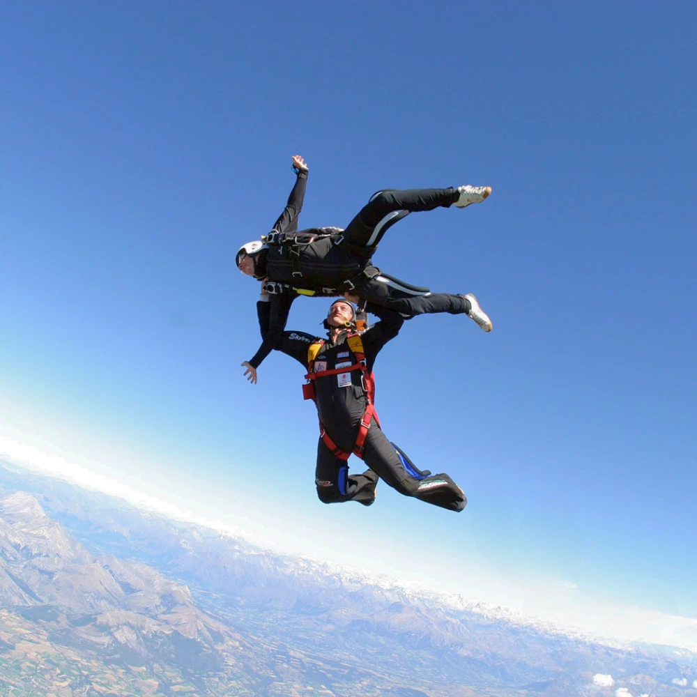 Groupe d’élèves pendant la formation PAC au Skydive Center