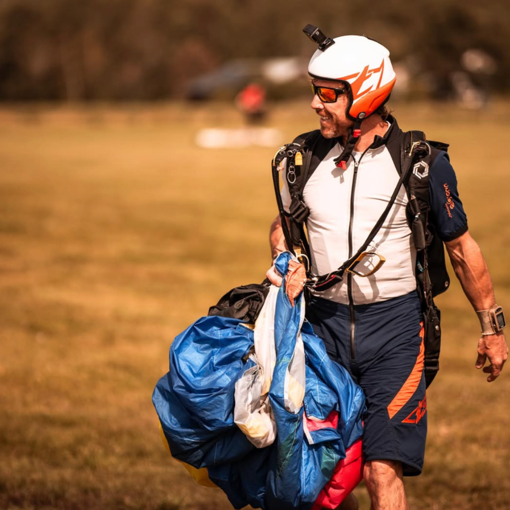 httpsskydivecenter.frproductboogie-halloween-au-1er-novembre (12)